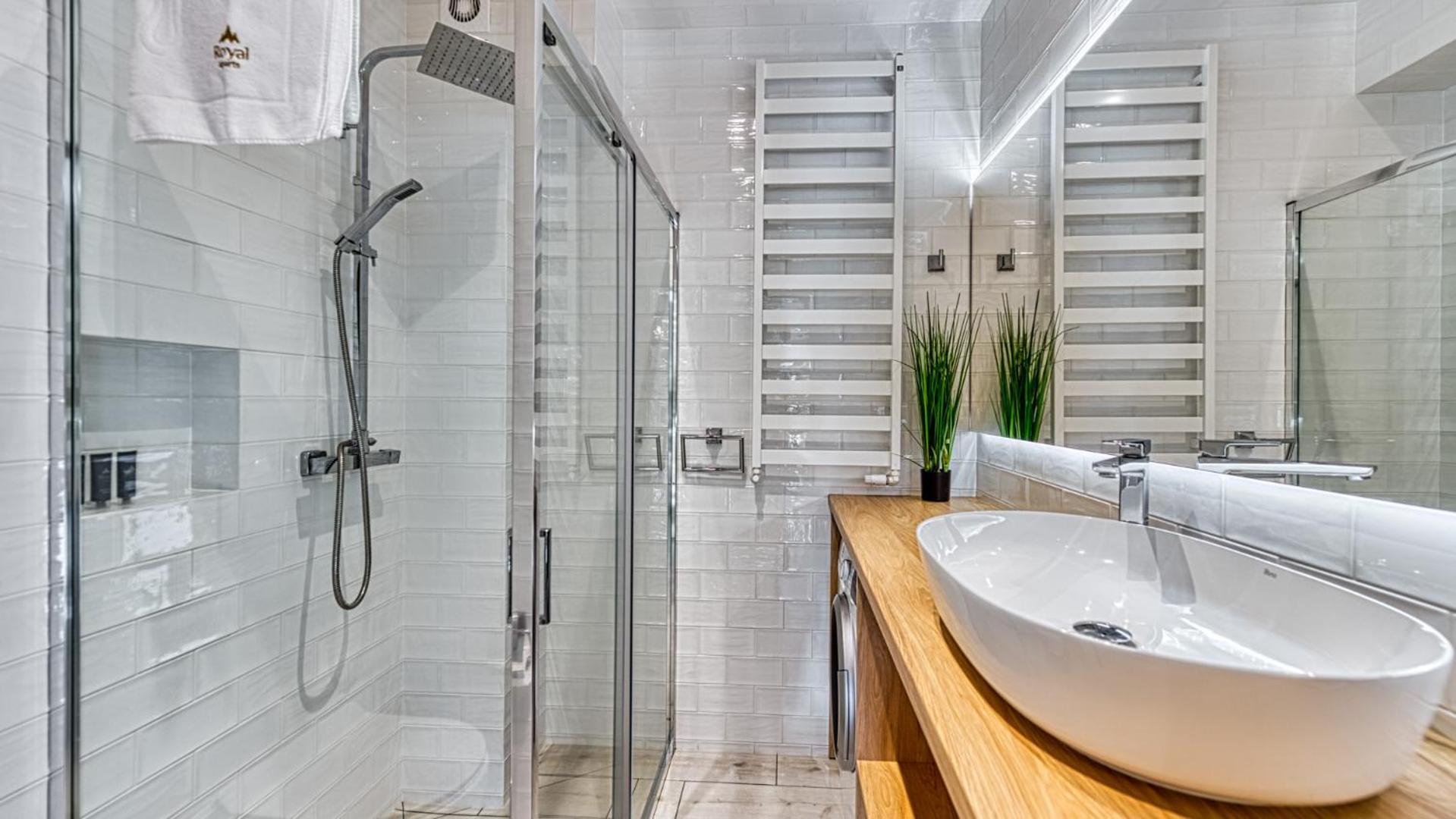 Royal Prestige Collection Z Prywatnym Jacuzzi - Stone Hill Resort Z Basenem I Saunami ชกลาร์สกา ปอเรมบา ภายนอก รูปภาพ