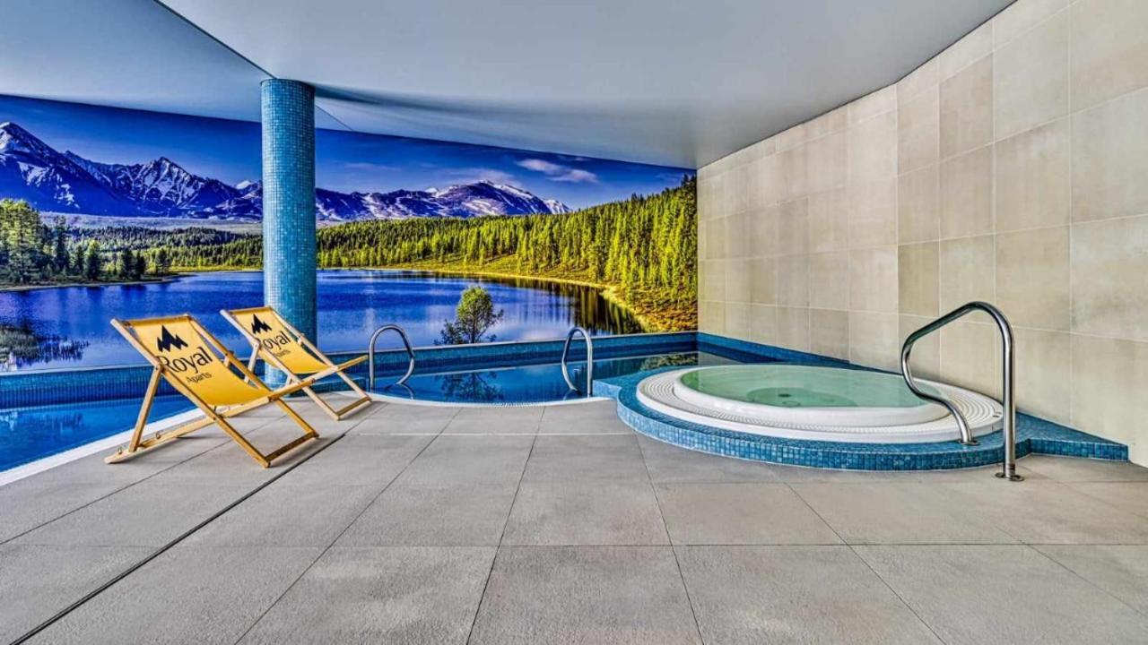 Royal Prestige Collection Z Prywatnym Jacuzzi - Stone Hill Resort Z Basenem I Saunami ชกลาร์สกา ปอเรมบา ภายนอก รูปภาพ